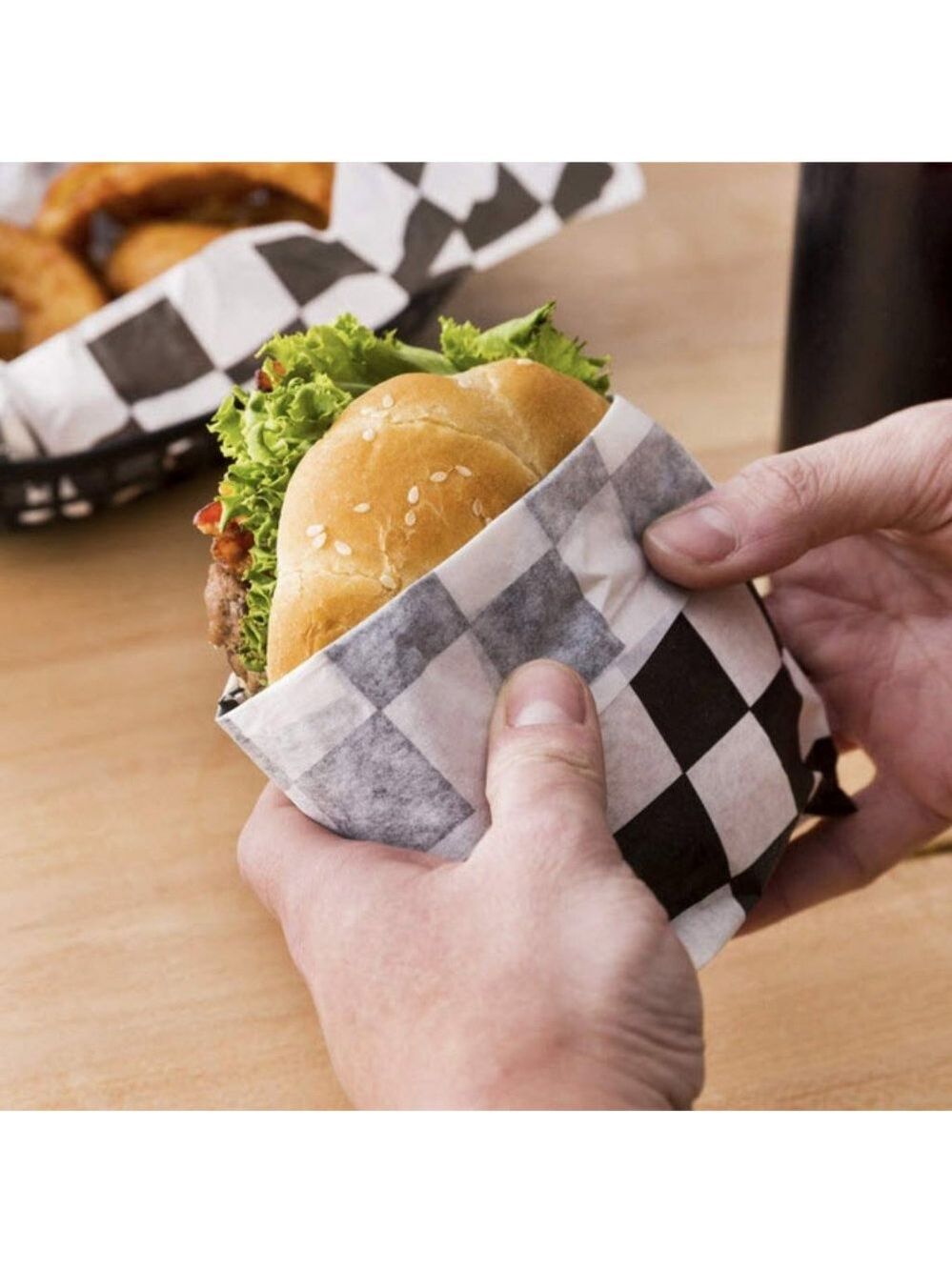 Black & white checkered deli paper wrappers - Picture 2 of 8